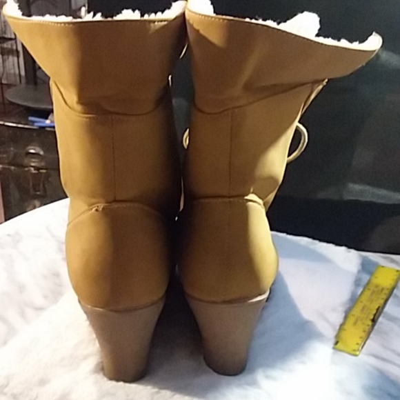 Ladies Boots - Picture 7 of 9